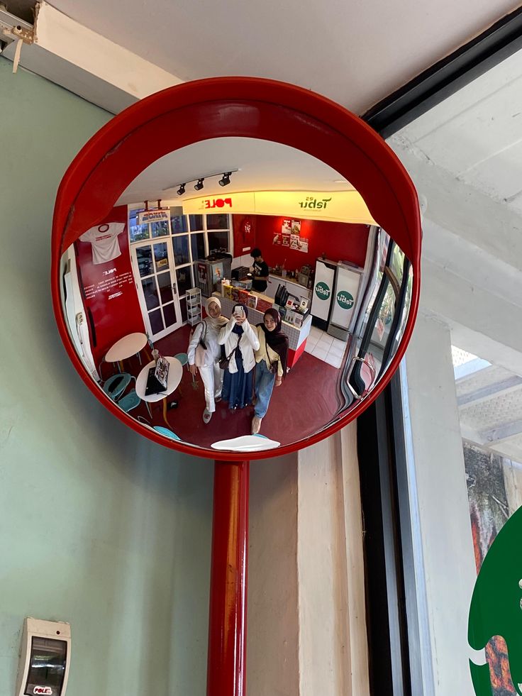 STASHED® WIDE-ANGLE SPHERICAL MIRROR OUTDOOR