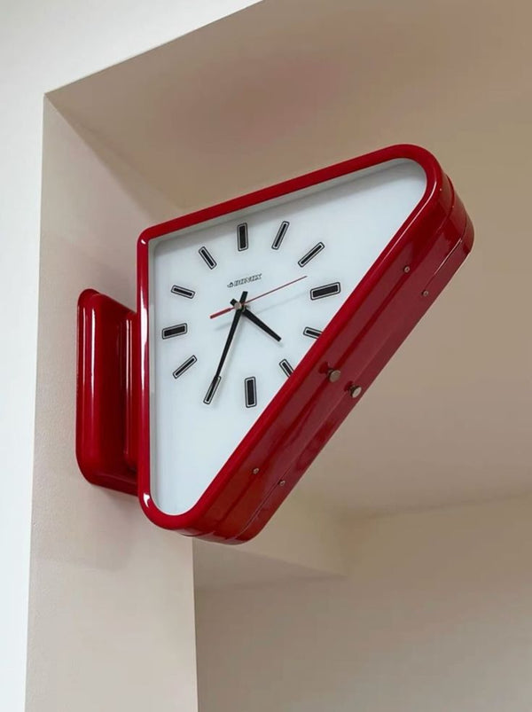 SIDE TRIANGLE SHAPED CLOCK MINIMAL (PRE ORDER)